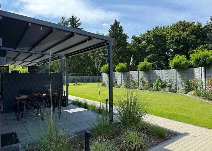 Triumph Ferienhaeuser & Дом отдыха Рангсдорф